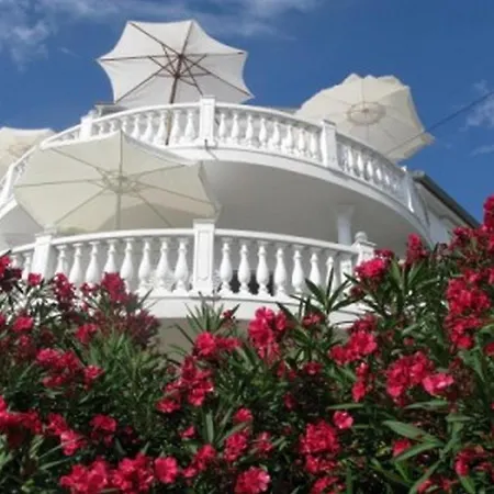 With Parking Space Barbat, Rab - 16816 Apartment